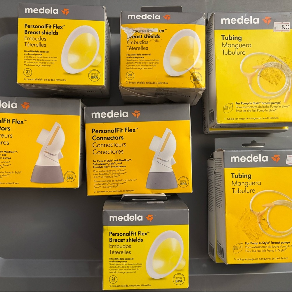Medela PersonalFit Flex Connectors and Shields - Yellow and Gray